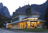 Geschft und Wohnung Kraler in Toblach
